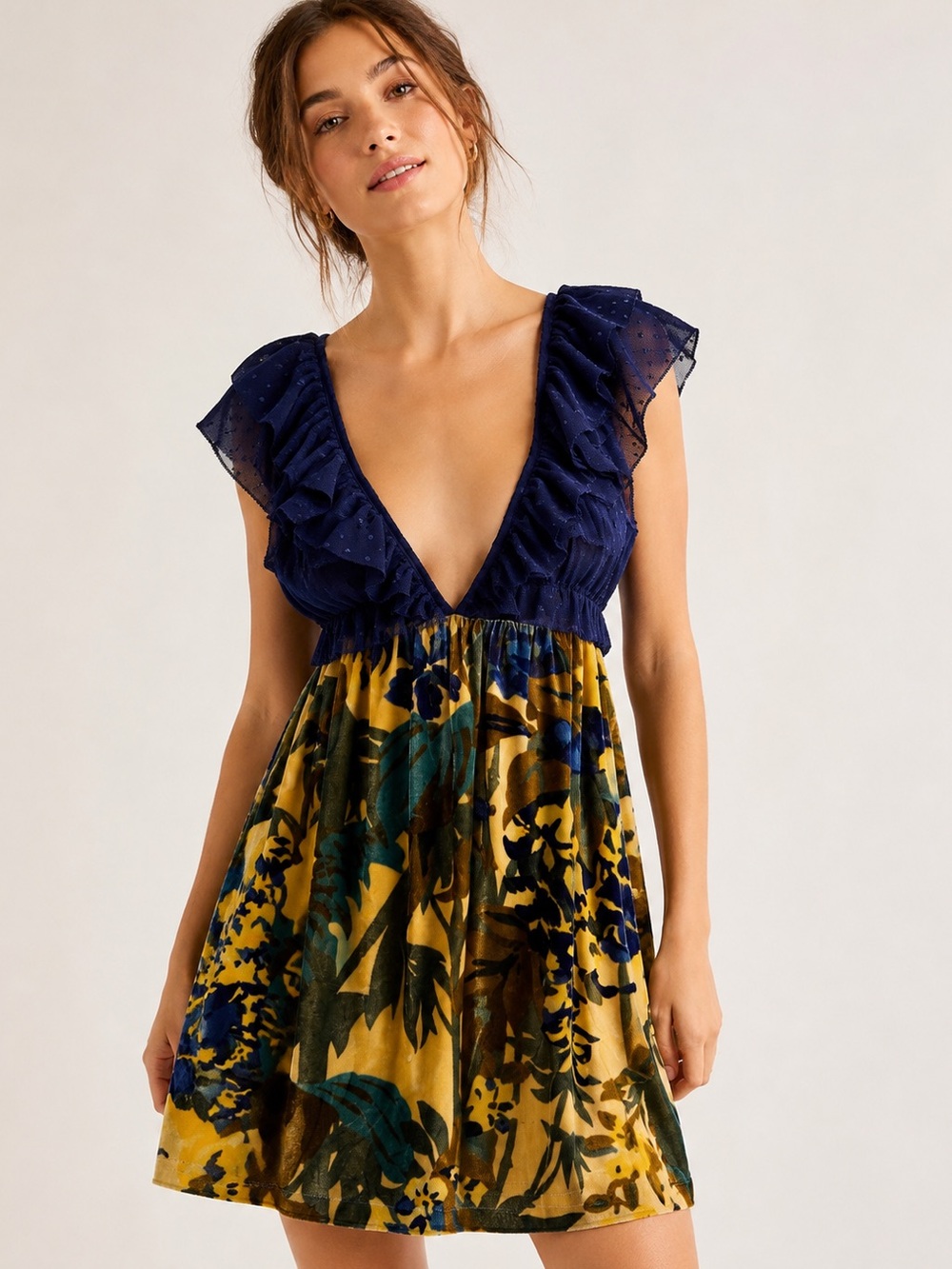 Free People NWT Floral Silk Blend Ruffle Dress XS $128 - Picture 1 of 10